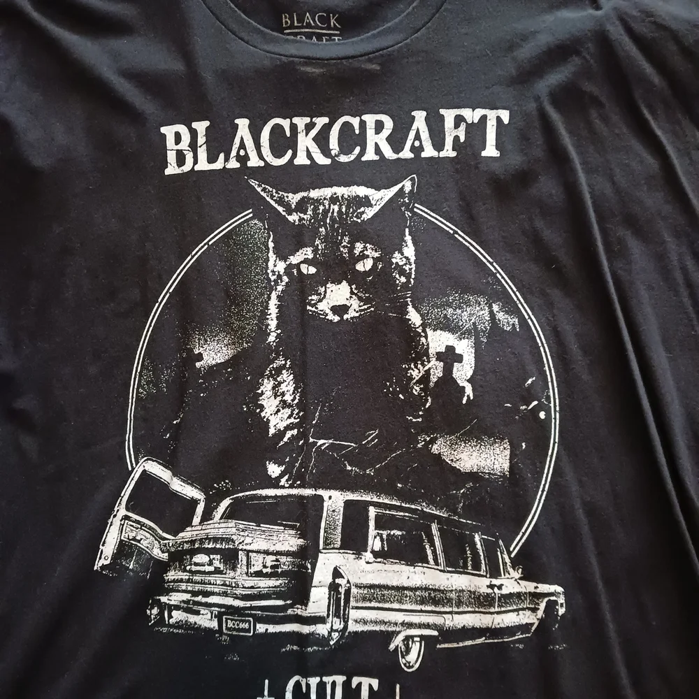 Black Craft Cat Graphic T-Shirt